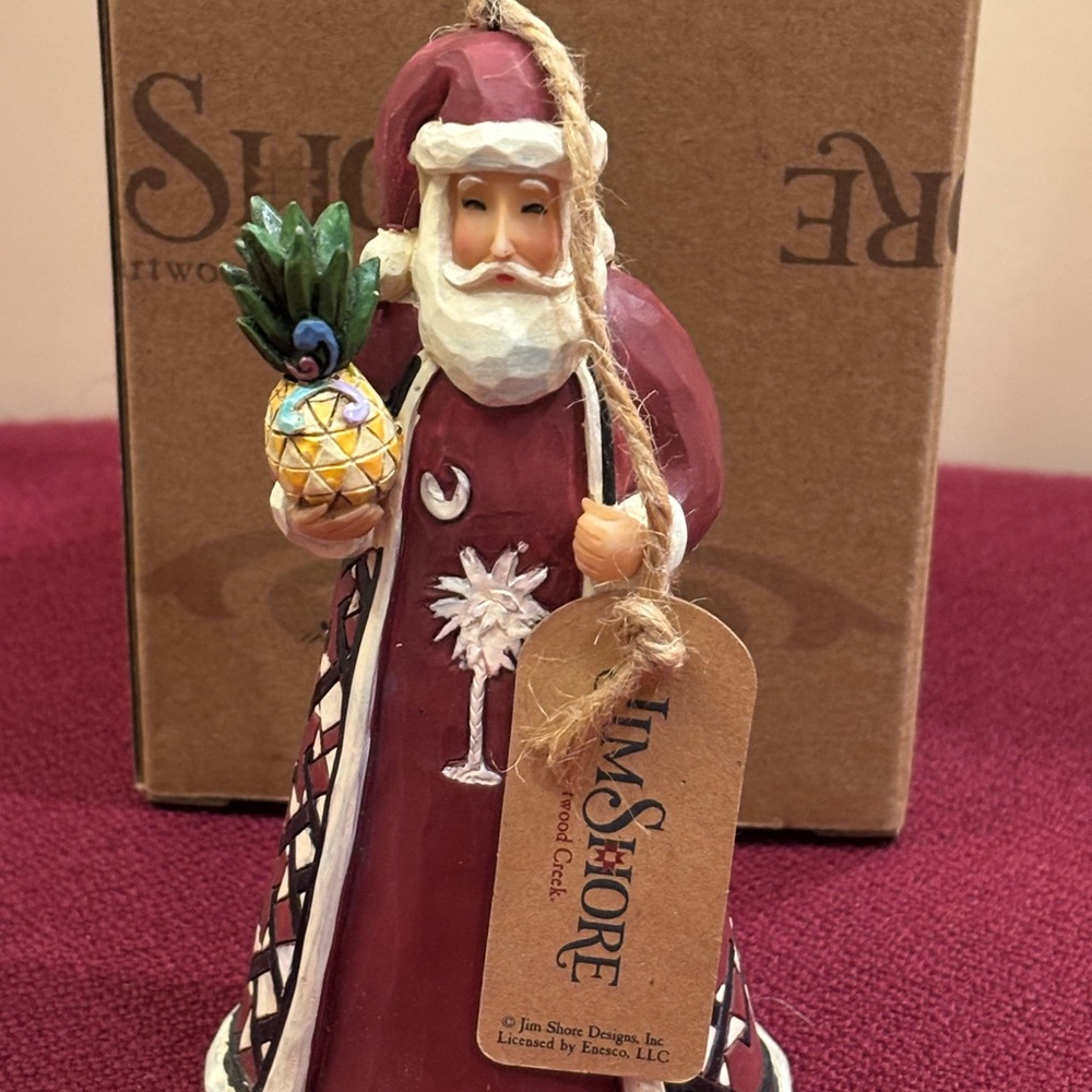 Jim Shore Heartwood Creek South Carolina Santa Garnet Ornament. 4054837.  New!